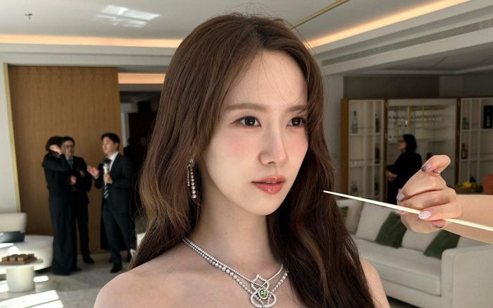 Im Yoona gây sốt tại Cannes, nhan sắc được ví như 'công chúa Disney ngoài đời thực'