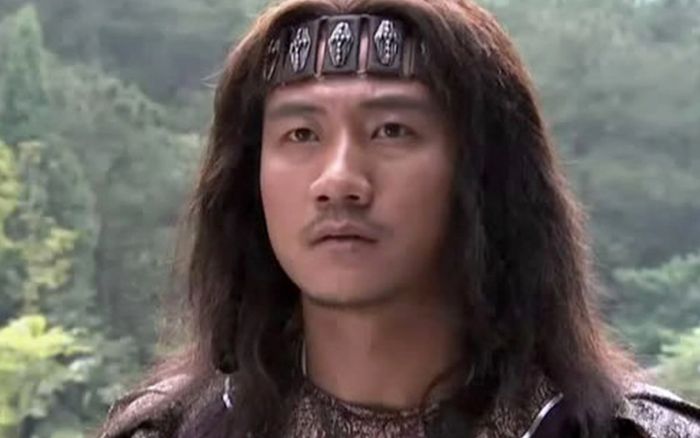 Thiên tài mạnh nhất truyện Kim Dung, càng sống càng bá đạo dù không luyện võ