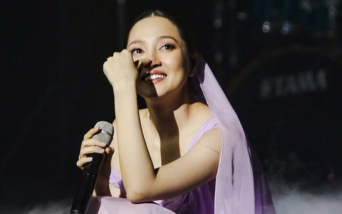 Mạng xã hội 'dậy sóng' với ca sĩ Bảo Anh