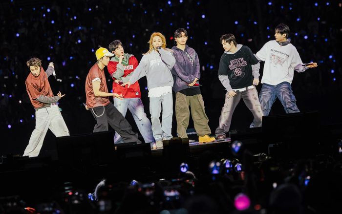 BTS đạt cột mốc mà trước đó chỉ Coldplay từng làm được tại sân vận động hơn 100 năm tuổi