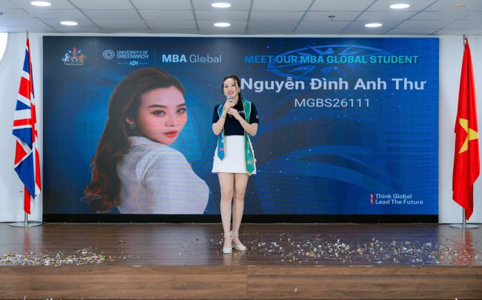 Á hậu – MC Thư Đình chính thức theo học Thạc sĩ Quốc tế MBA Global tại đại học Top đầu Anh Quốc