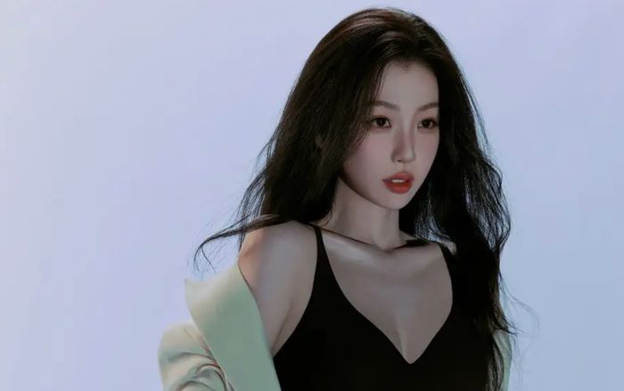 Ngu Thư Hân 'đốt mắt' fan với loạt ảnh diện nội y táo bạo