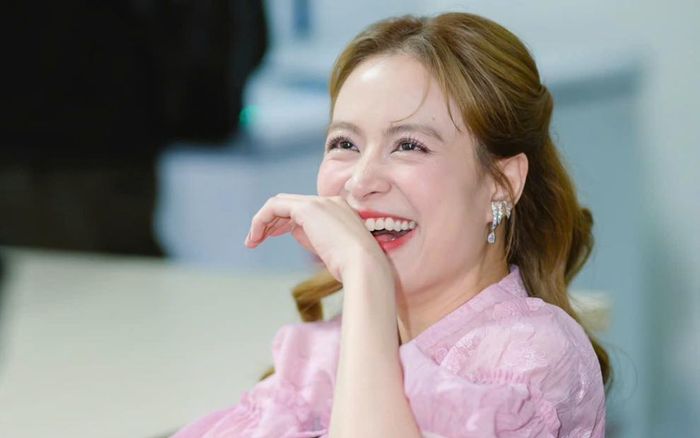 Hoàng Thùy Linh đã âm thầm đi thêm bước nữa