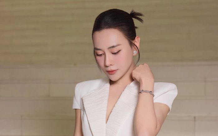 Phương Oanh được hậu thuẫn quá lớn khi công khai hạnh phúc mới