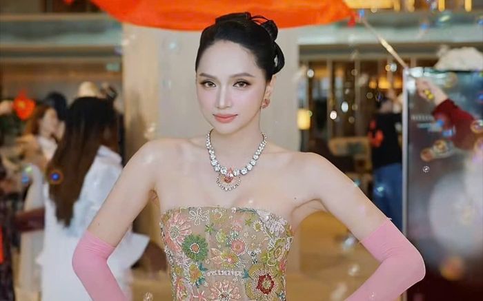 Hương Giang hóa 'công chúa bong bóng' trước thềm bán kết MGI All Stars