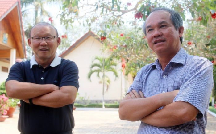 HLV Park Hang Seo không chia tay bóng đá Việt Nam