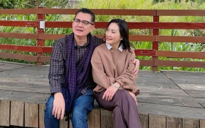 Nam nghệ sĩ 60 tuổi vừa khoe hạnh phúc bên Hồng Đào: 'Thấy lòng nhẹ hơn'