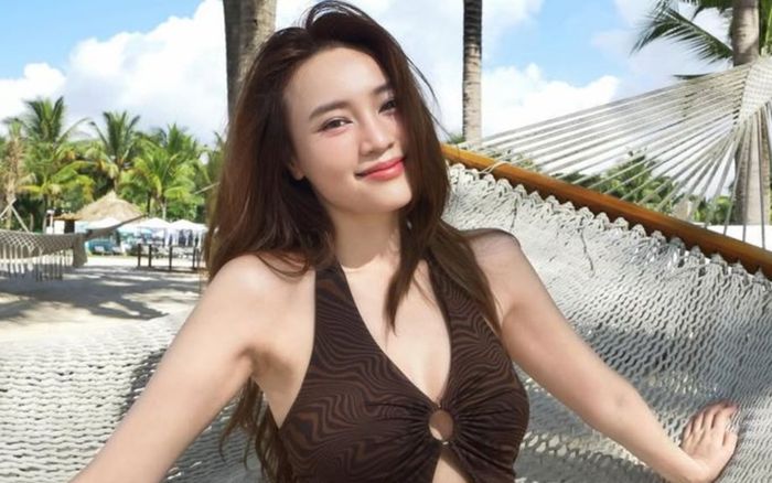 Mạng xã hội 'dậy sóng' với clip Ninh Dương Lan Ngọc