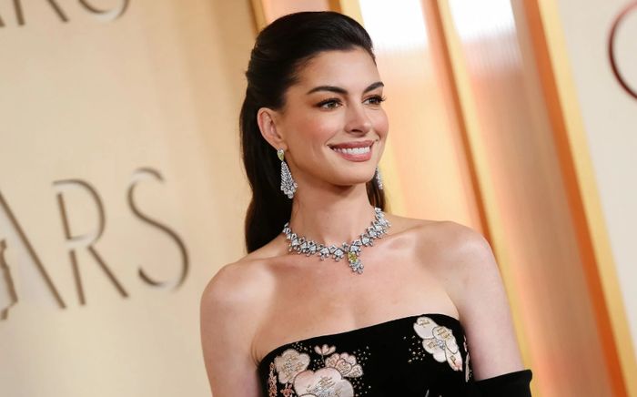 Lời thú nhận của Anne Hathaway về chuyện phẫu thuật thẩm mỹ