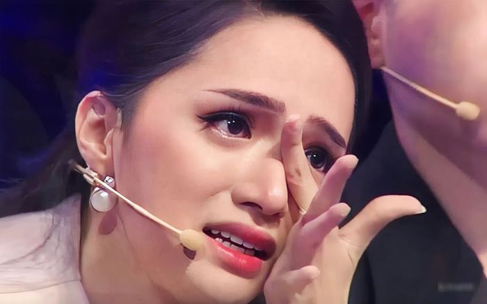 Tiếc cho Hoa hậu Hương Giang trước Bán kết 2 Miss Grand