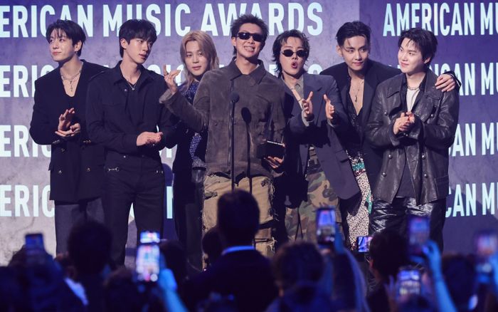 BTS từ chối tiệc hậu AMAs 2026, RM tiết lộ lý do phía sau