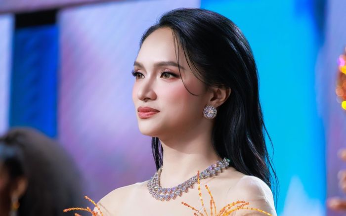 Số tiền hơn 25 tỷ liên quan đến Hương Giang
