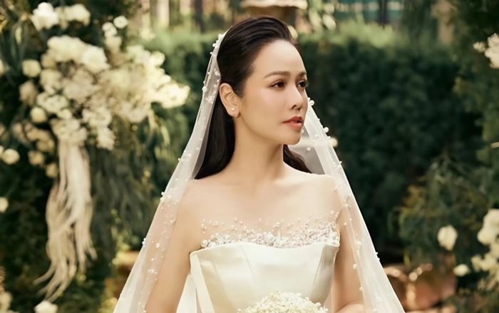 Mừng cho Nhật Kim Anh đã đi thêm bước nữa để hạnh phúc ở tuổi 41