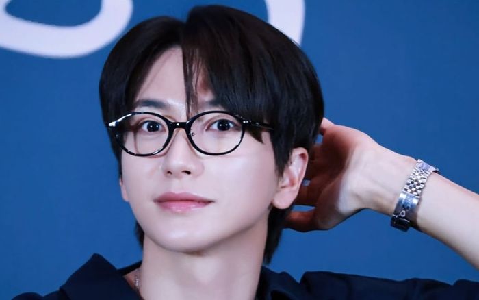 Leeteuk (Super Junior) bị tai nạn giao thông, xe hư hỏng nặng