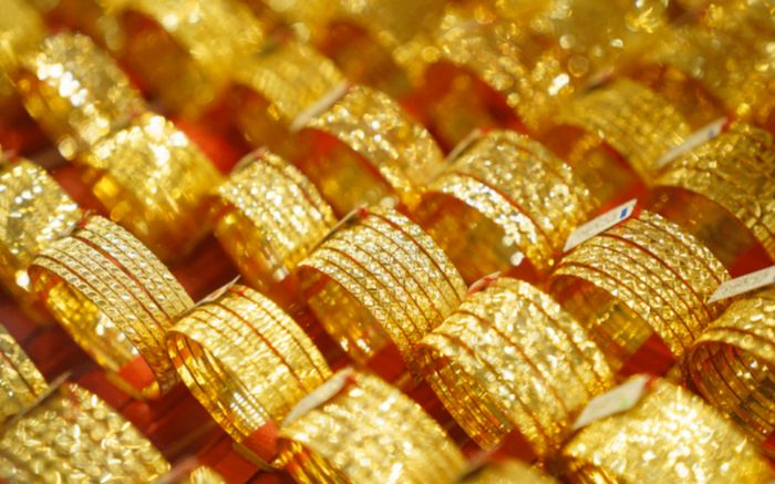 Tin tài chính hôm nay 30/5: Vàng hồi phục, USD suy yếu