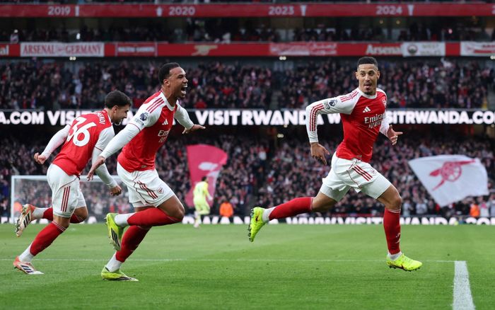 PSG - Arsenal: 'Người đẹp và quái vật'