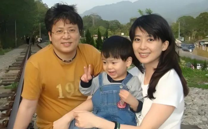 Nữ ca sĩ gạo cội li dị vì bị chồng bạo hành, cuộc sống hiện tại gây bất ngờ