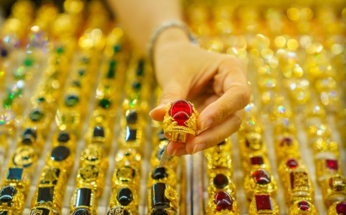 Tin tài chính hôm nay 5/5: Vàng, bạc giảm sâu, USD ngân hàng hạ nhẹ