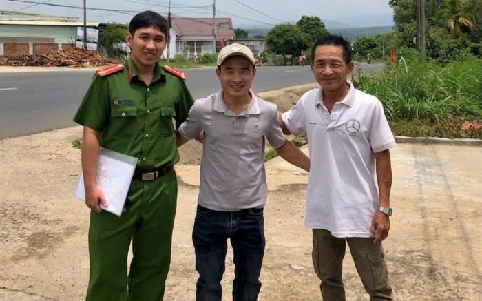 Người đàn ông đoàn tụ với gia đình sau hơn 34 năm thất lạc