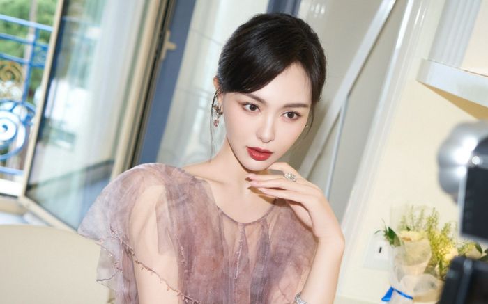 Đường Yên bị 'lép vế' trước Triệu Lệ Dĩnh và Dương Mịch