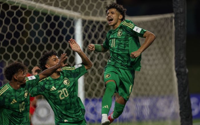 Saudi Arabia thị uy sức mạnh, Thái Lan thêm áp lực
