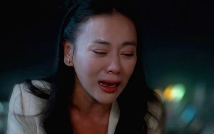 Khán giả phản ứng trước nỗi khổ của Phương Oanh