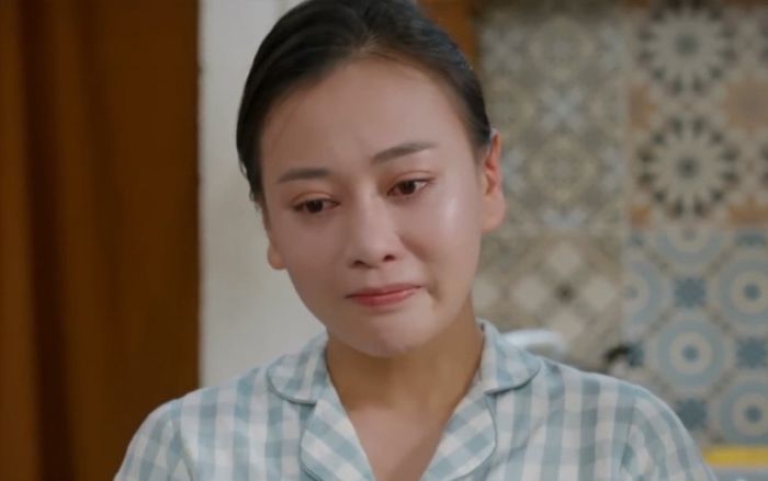 Phương Oanh vẫn chưa hết khổ