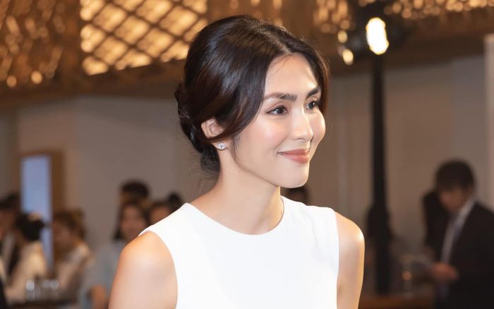 Tăng Thanh Hà thân tình bên người đàn ông gọi cô là 'nàng thơ' nhiều năm