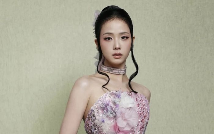 Hậu trường lần đầu tham gia Met Gala của Jisoo (BLACKPINK)