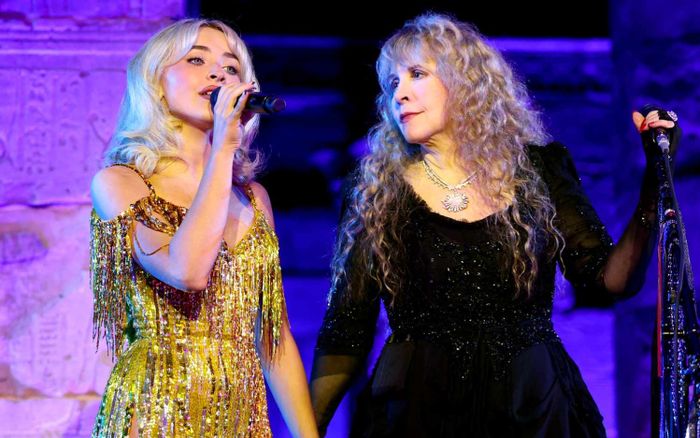 Sabrina Carpenter xúc động khi được hát cùng biểu tượng âm nhạc Stevie Nicks