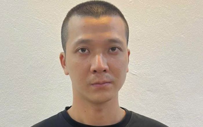 Dùng dao đe doạ cặp vợ chồng ép trả 700.000 đồng xe ôm, thanh niên nhận hậu quả ngay sau đó