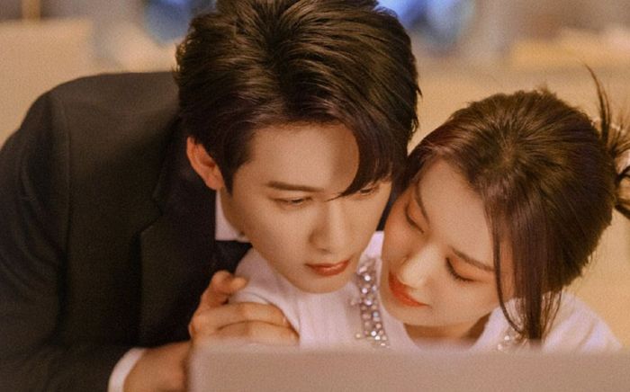 Phim mới Đàn Kiện Thứ gây sốt với 2,4 triệu người đặt xem trước