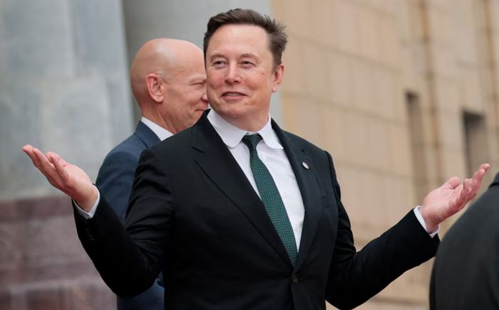Elon Musk chính thức trở thành tỷ phú nghìn tỷ đầu tiên trên thế giới