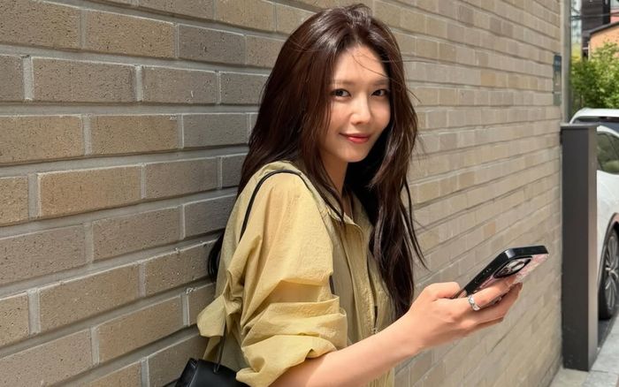 Soo Young lộ diện sau khi chia tay bạn trai hẹn hò 14 năm