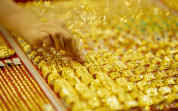 Tin tài chính hôm nay 14/6: Giá vàng bật tăng, USD biến động trái chiều