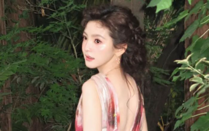 Chương Nhược Nam gây sốt với nhan sắc nổi bật trong bộ ảnh mới