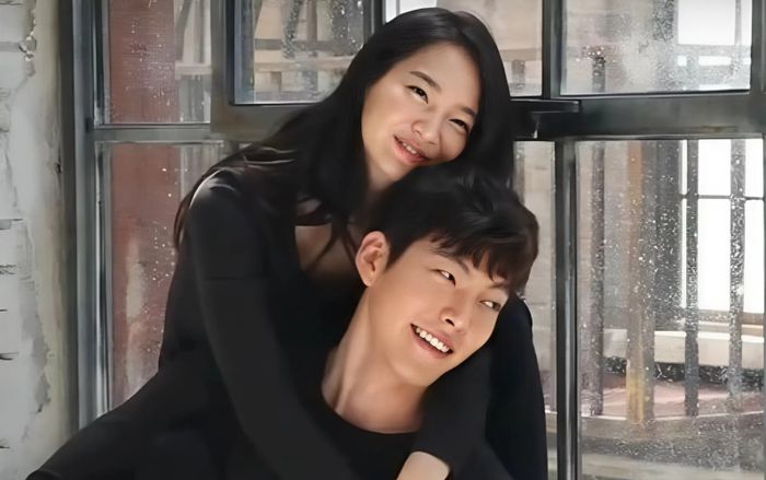 Shin Min Ah: 'Tôi không ép chồng đăng ảnh hay video của mình'