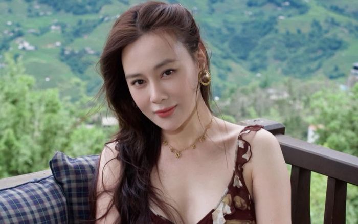 Ảnh mới của Phương Oanh gây bàn tán