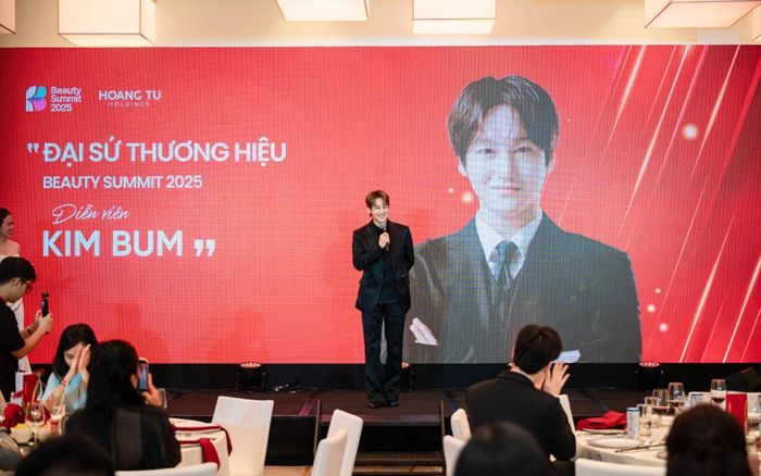 Hậu trường thương vụ đưa tài tử Kim Bum đến Việt Nam: Chân dung CEO Thân Minh Hoàng – người khiến “Chàng Gốm” nhận lời 2 năm liên tiếp