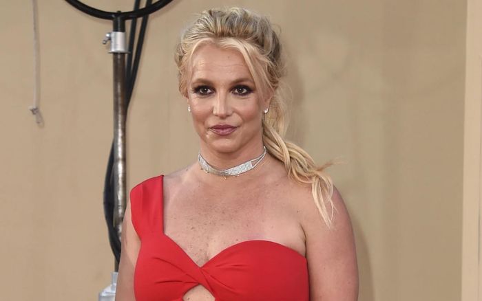 Britney Spears đăng tải thông điệp ẩn ý về 'những cô gái xấu tính' sau biến cố