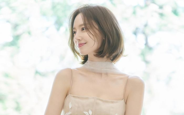 Moon Chae Won tung ảnh cưới đẹp ngẩn ngơ trước ngày 'theo chồng về dinh'