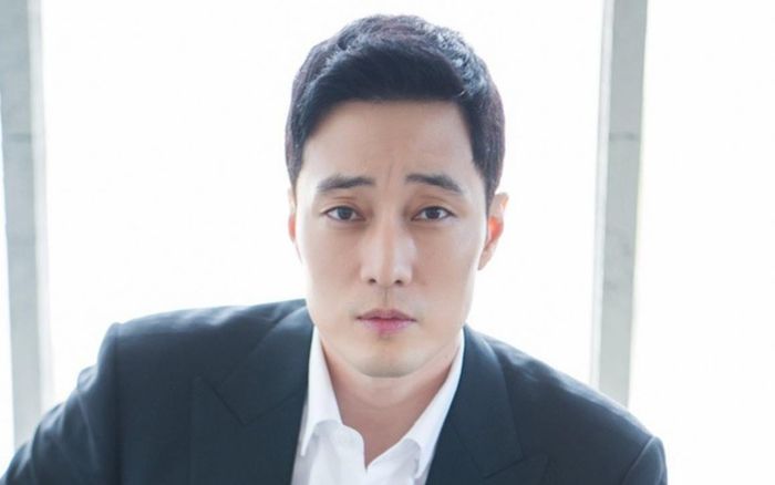 Tiết lộ từ So Ji Sub sau 8 năm cưới vợ kém 17 tuổi