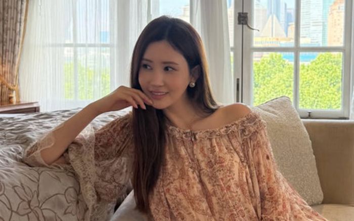 Lee Da Hae chia sẻ niềm hạnh phúc khi mang thai ở tuổi 42