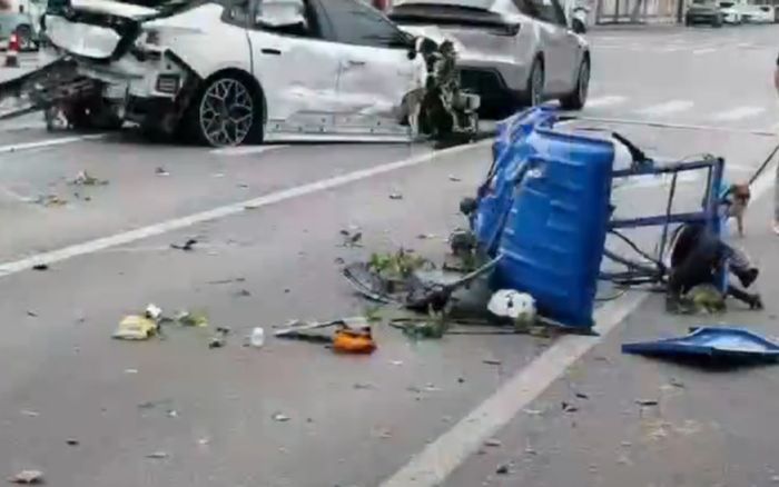 Cặp vợ chồng lớn tuổi làm công nhân quét rác, bị tài xế say rượu tông xe tử vong gây phẫn nộ
