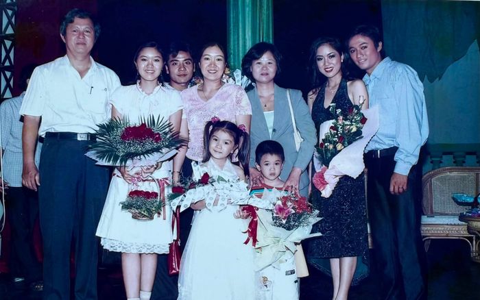 Lê Phương chia sẻ kỷ niệm 20 năm, khán giả xúc động gọi tên Quý Bình