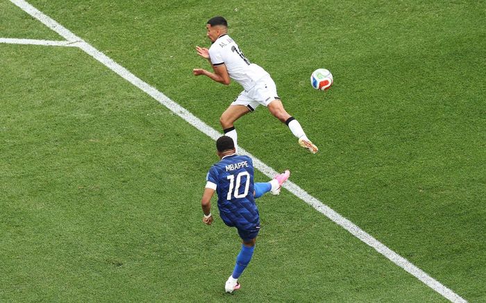 Mbappe rực sáng giúp tuyển Pháp phô diễn sức mạnh đáng sợ