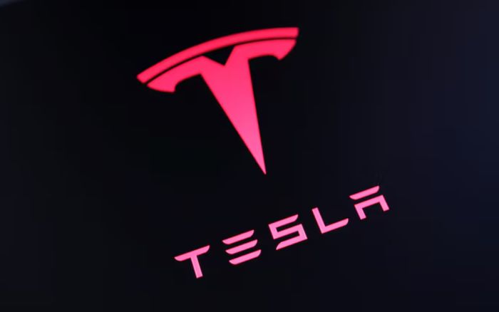 Tesla của Elon Musk bị điều tra sau tai nạn khiến một người tử vong