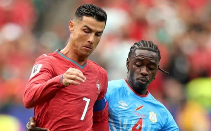 Ronaldo chịu áp lực lớn sau khi Messi đi vào lịch sử World Cup