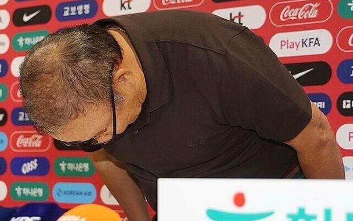 HLV Park Hang Seo đã đúng khi phải xin lỗi ở World Cup 2026