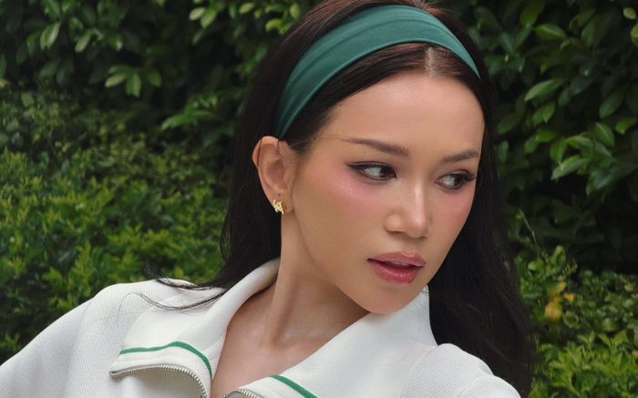 Sĩ Thanh khoe vóc dáng săn chắc, nhan sắc trẻ trung gây chú ý